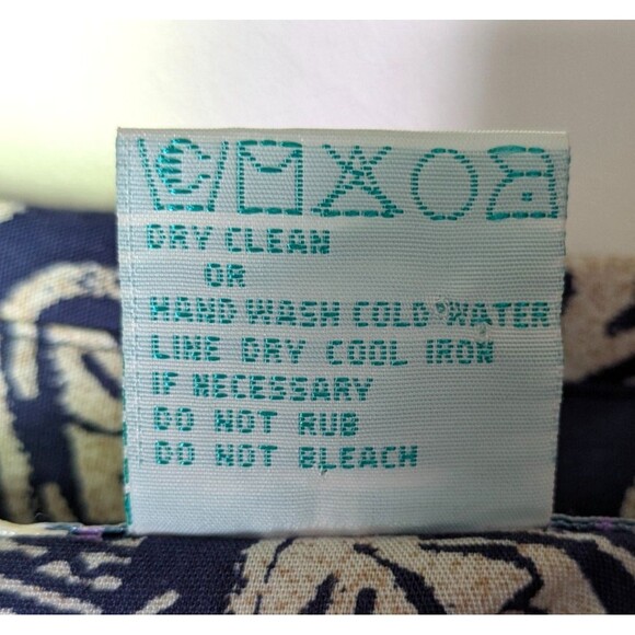 Vintage Segrets Sun Prints Womens Blouse Medium 100% Rayon Purple Multi Leaves - Picture 8 of 9